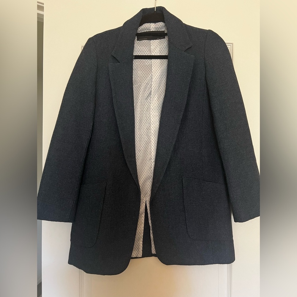 NWOT Zara women blazer in blue xs.